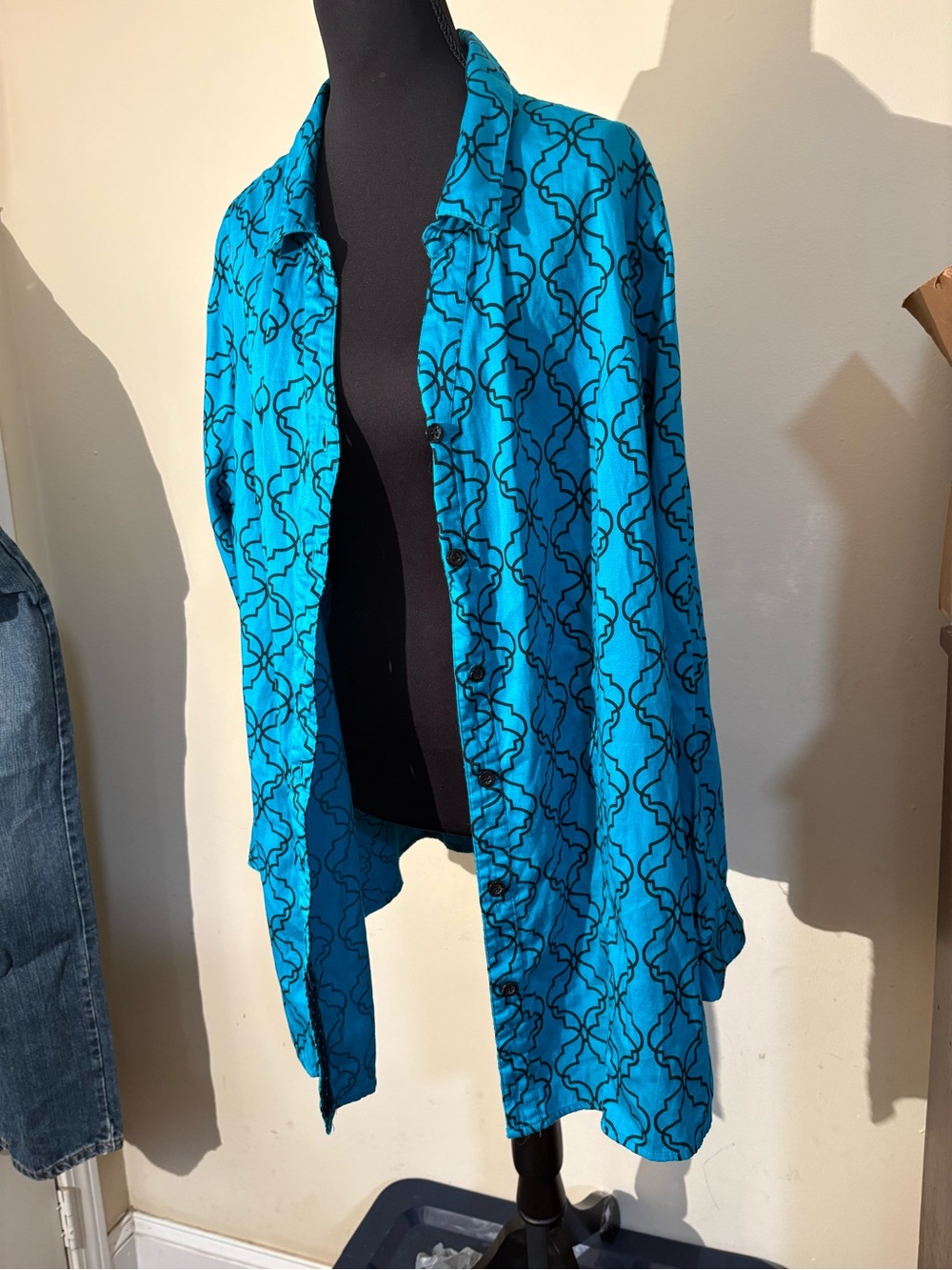 2X Catherines Teal & Black Geometric Button-Up Shirt.Colorful Slenderizing!#Arts - Picture 3 of 12